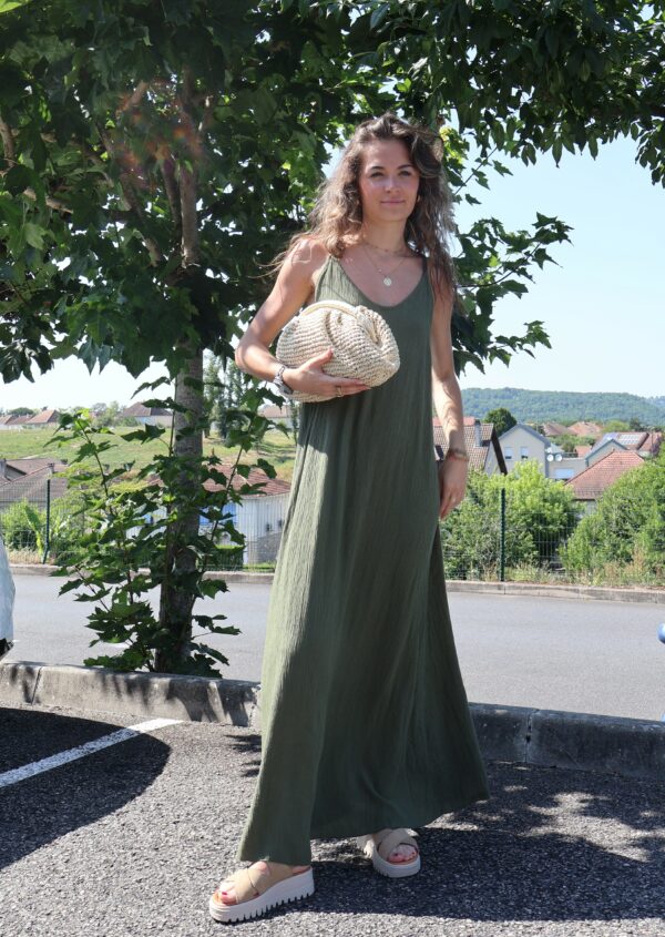 ROBE LONGUE DOS PERLES KAKI – Image 3