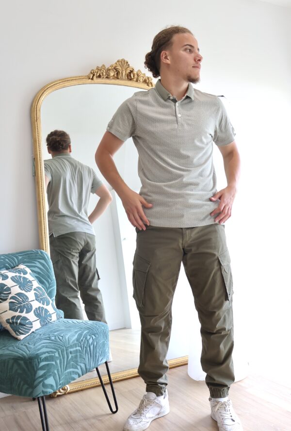 POLO HORUS KAKI – Image 4