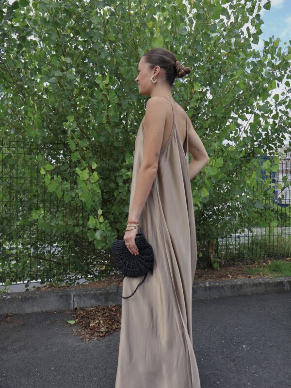 Robe longue SATIN - Camel – Image 5